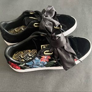 Puma Ribbon Lace up Sneaker